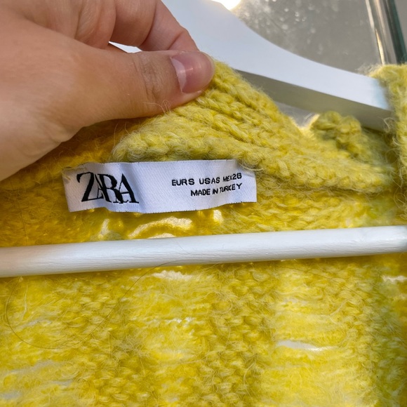 Zara vest - Picture 2 of 2